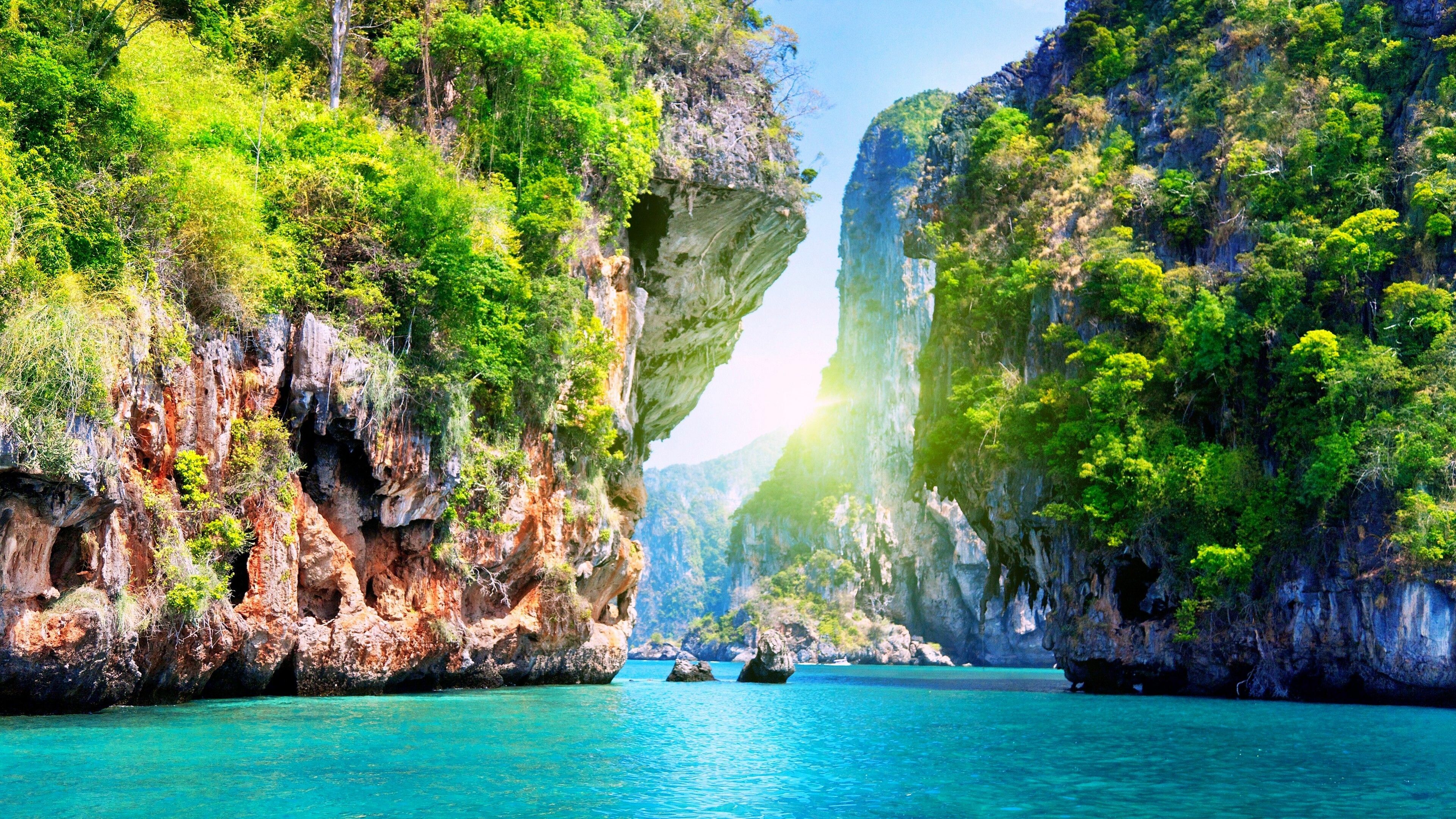 3840x2160 Phi Phi Wallpaper