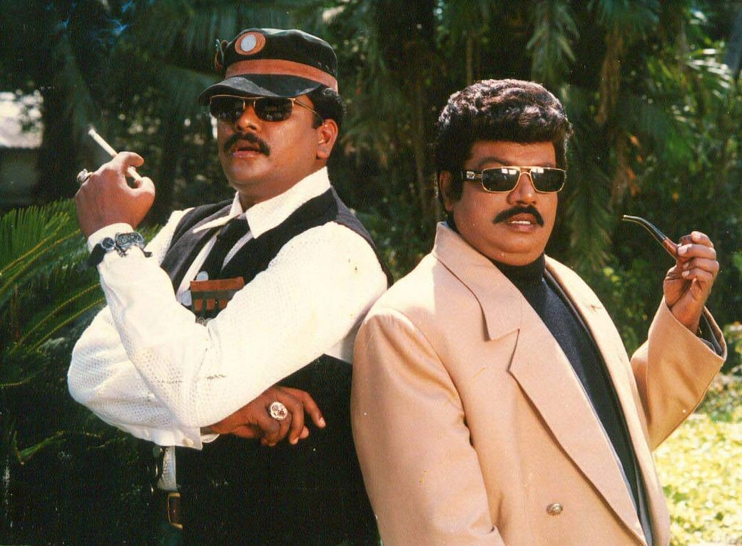 1040x766 Goundamani Wallpaper