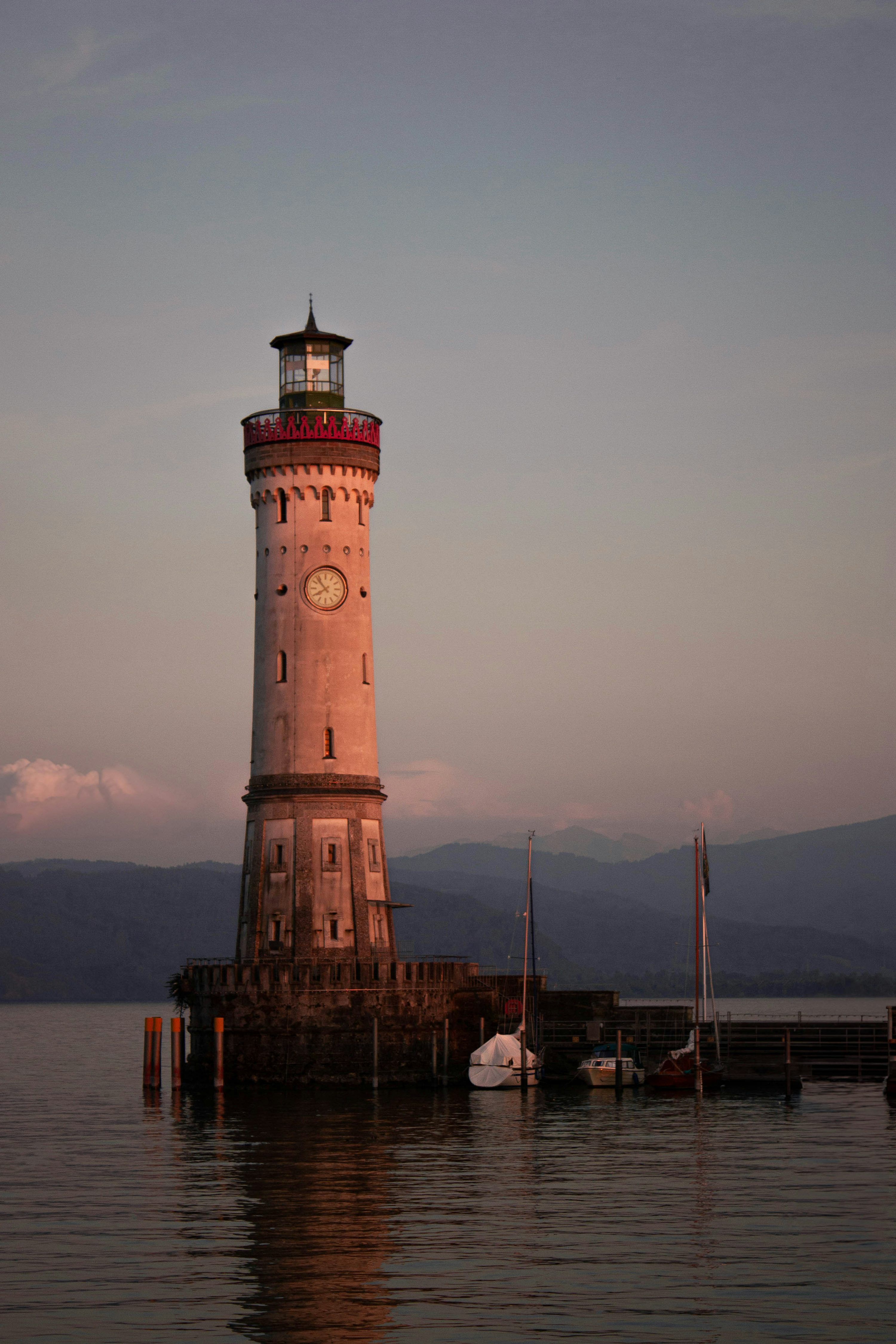 3000x4500 Lindau lighthouse on Lake Constance
