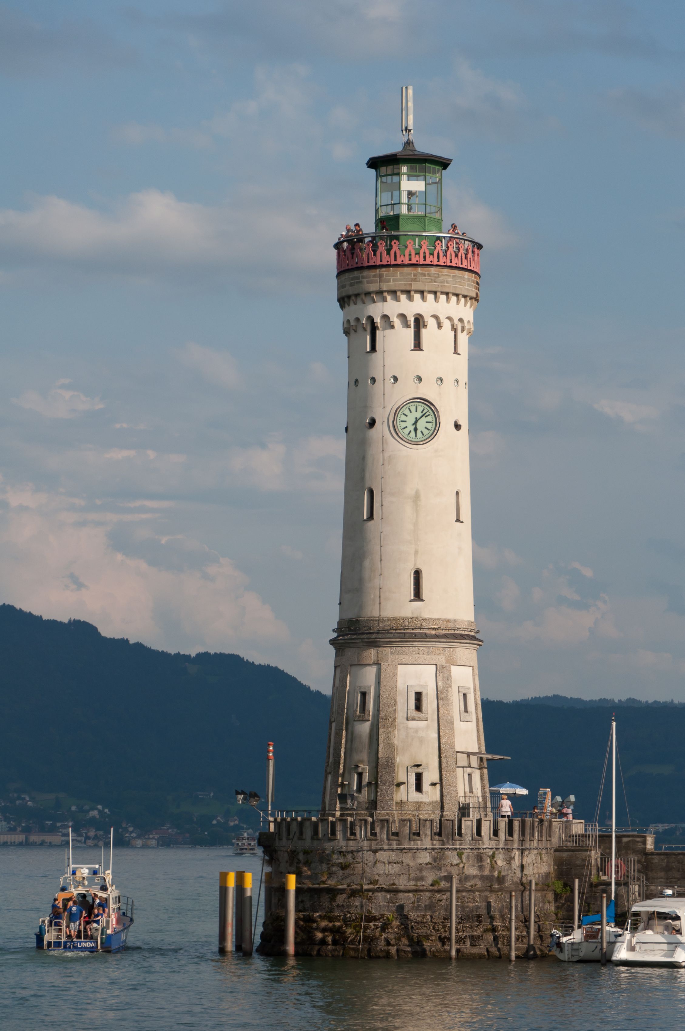 2258x3400 New Lighthouse Lindau Harbor Lake Constance
