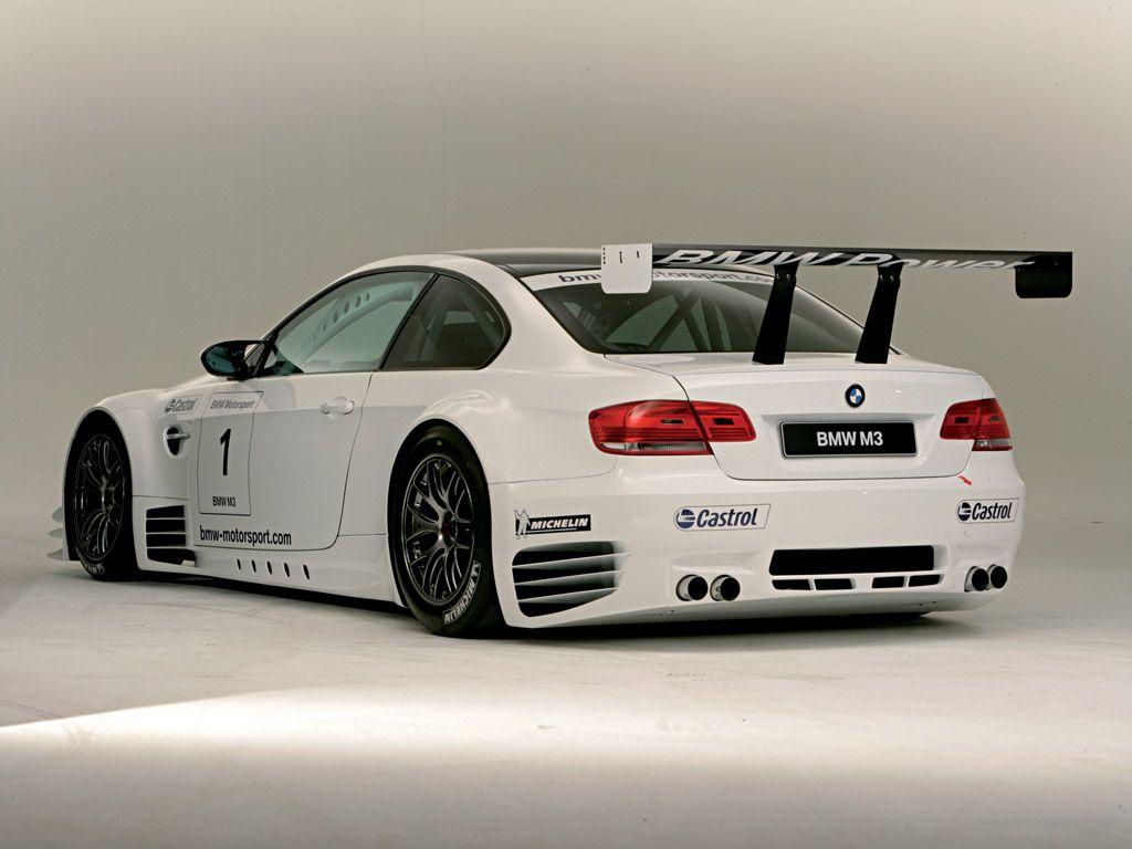 1024x768 BMW M3 Race Version