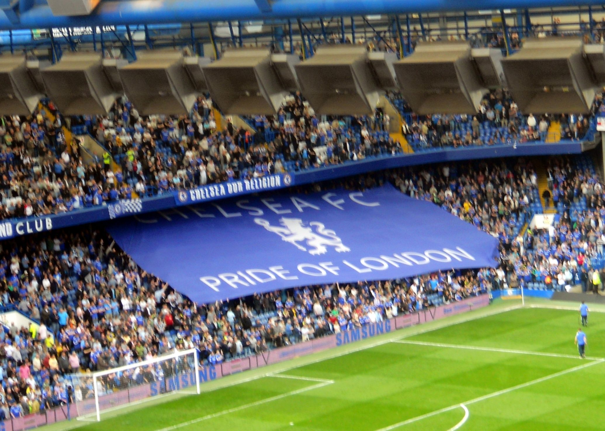 2071x1478 Chelsea F.C. Pride of London