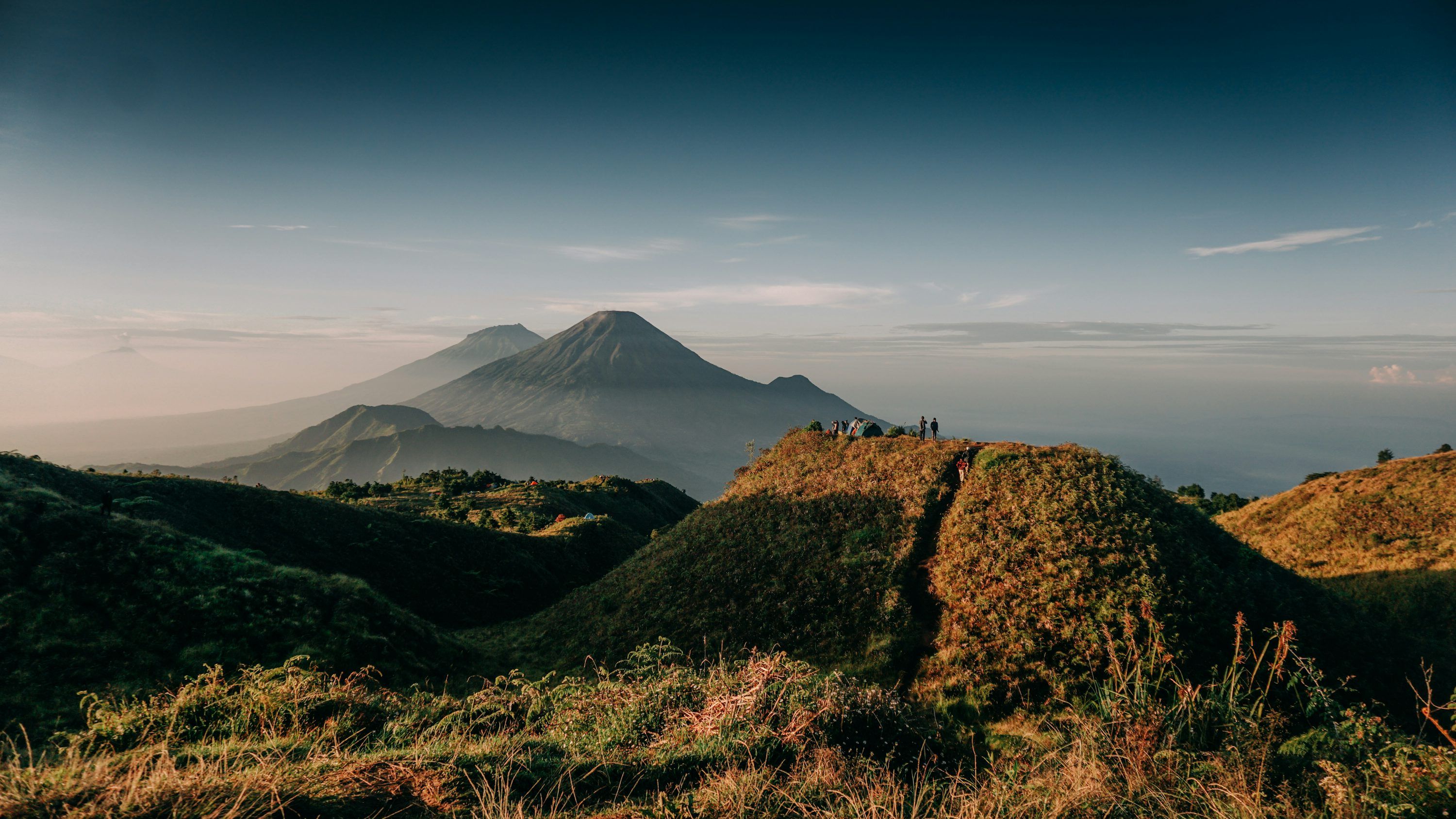 3000x1688 Mount Prau Wallpaper