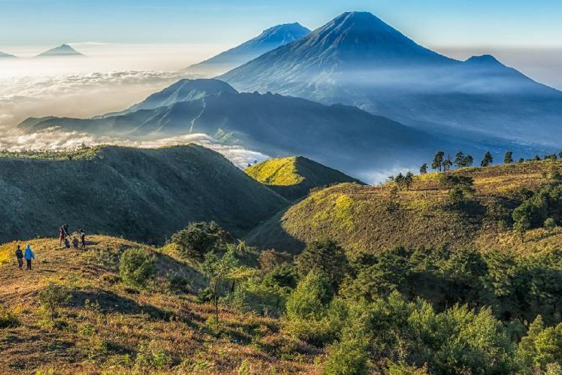 1920x1280 Mount Prau