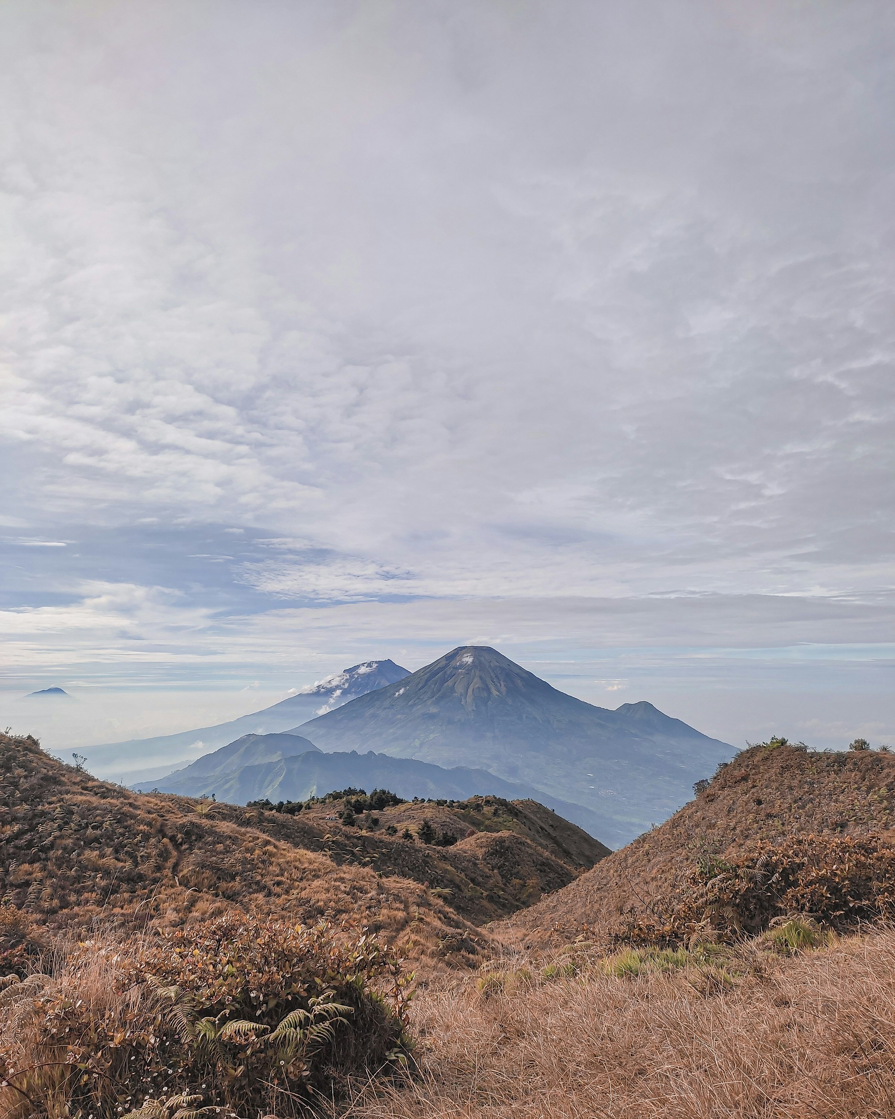 3000x3750 Gunung Prau Picture. Download Free Image