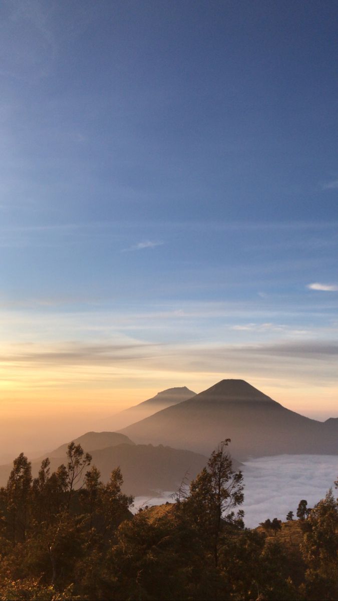 675x1200 Sun Rise, Prau