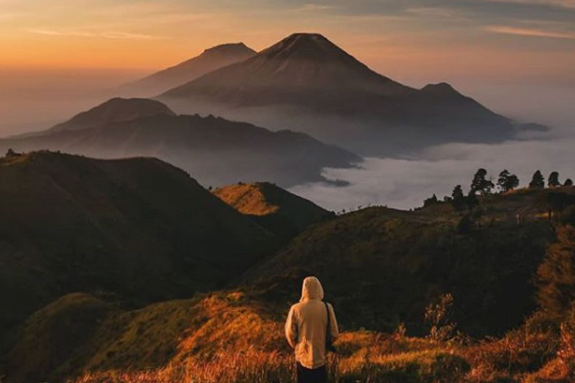1920x1280 Mount Prau
