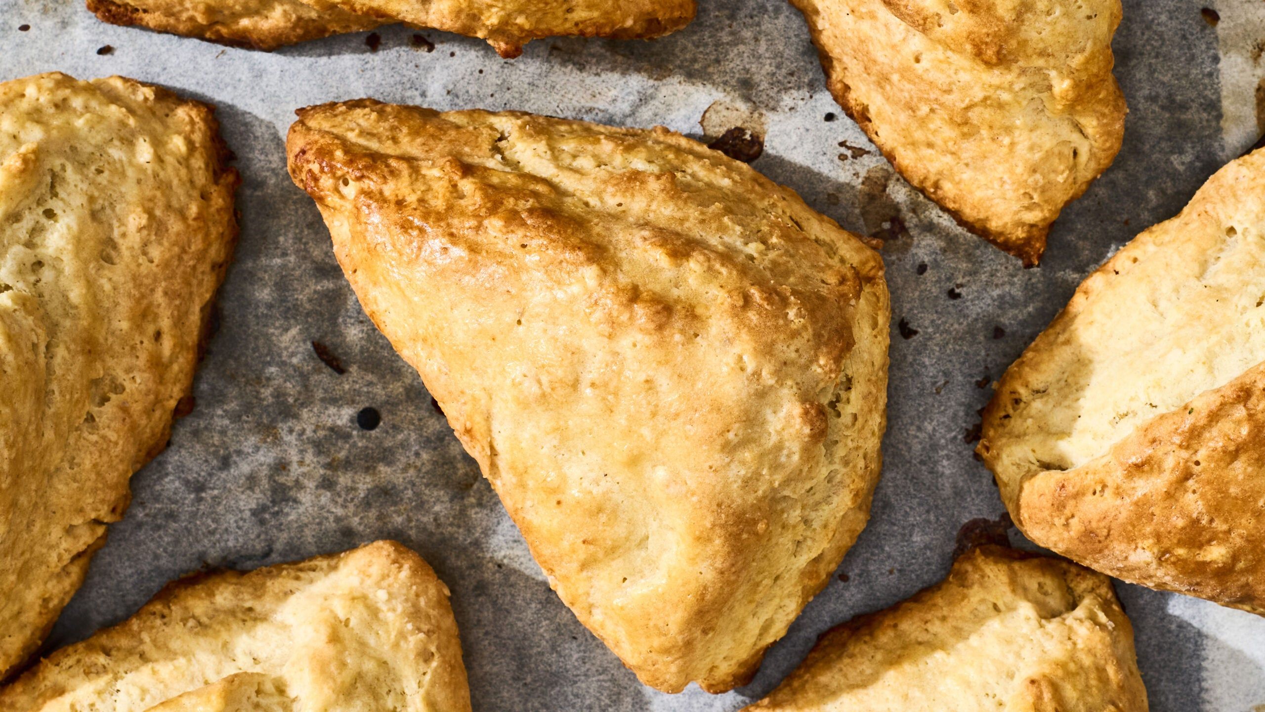 2560x1440 How to make the best scones