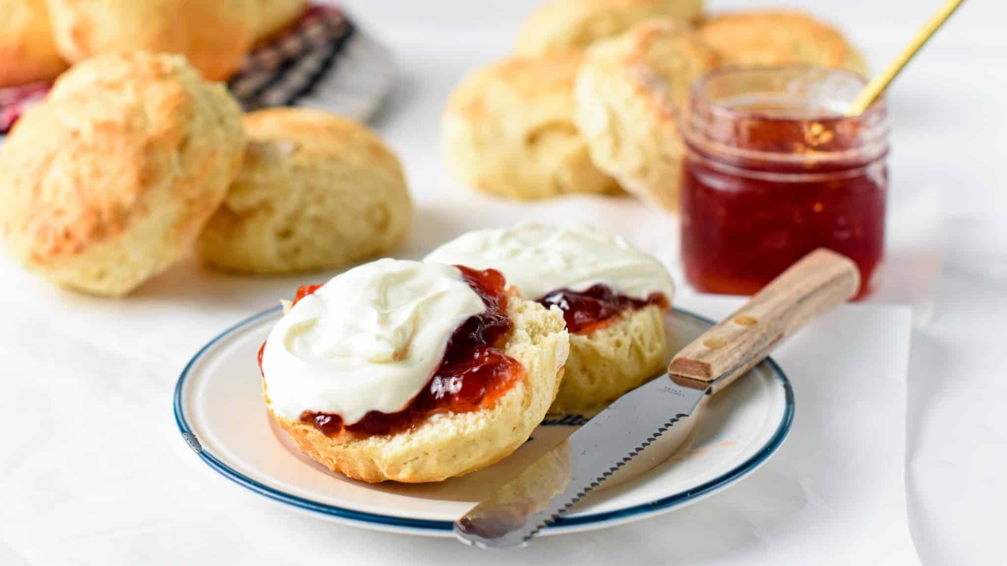 2048x1152 Vegan Scones