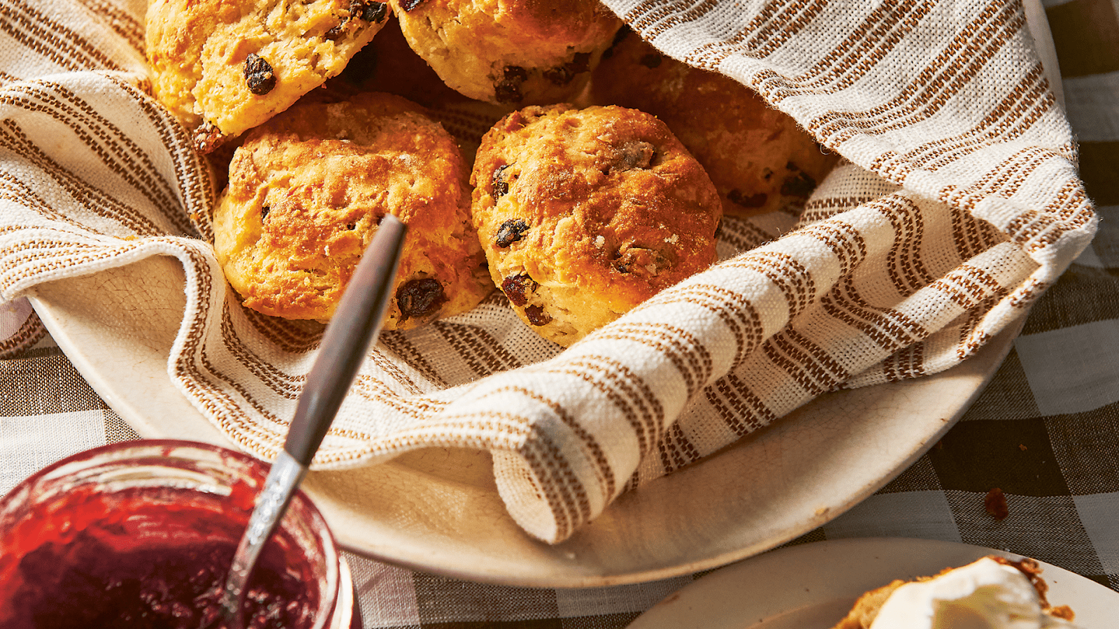 1600x900 The perfect fluffy buttermilk scones recipe