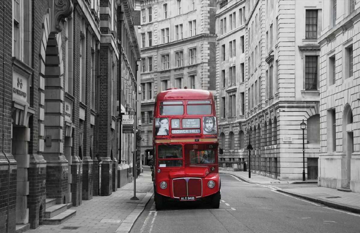 1200x775 Red And Grey London Wallpaper