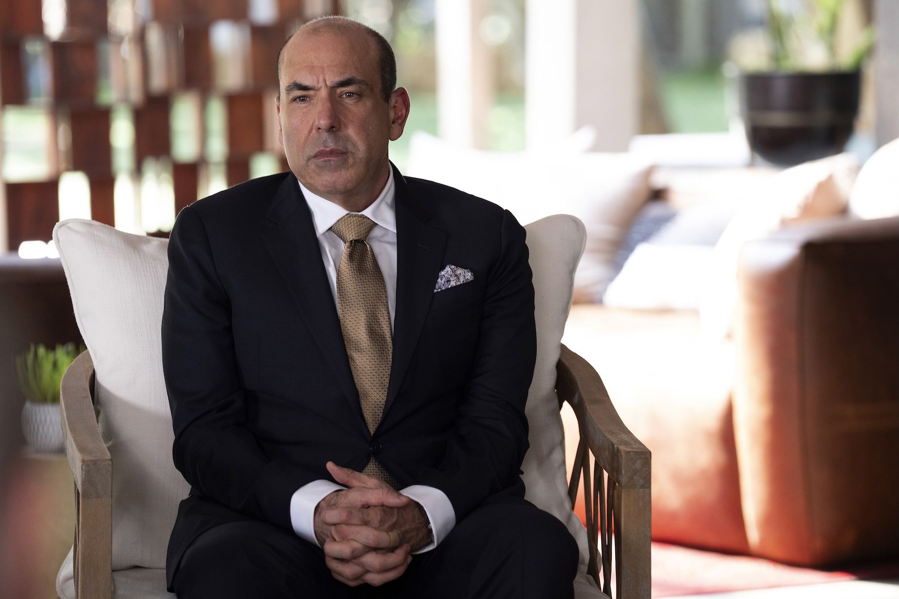 1825x1217 Louis Litt Was Mugged on the Original Suits and Talked About it on Suits LA