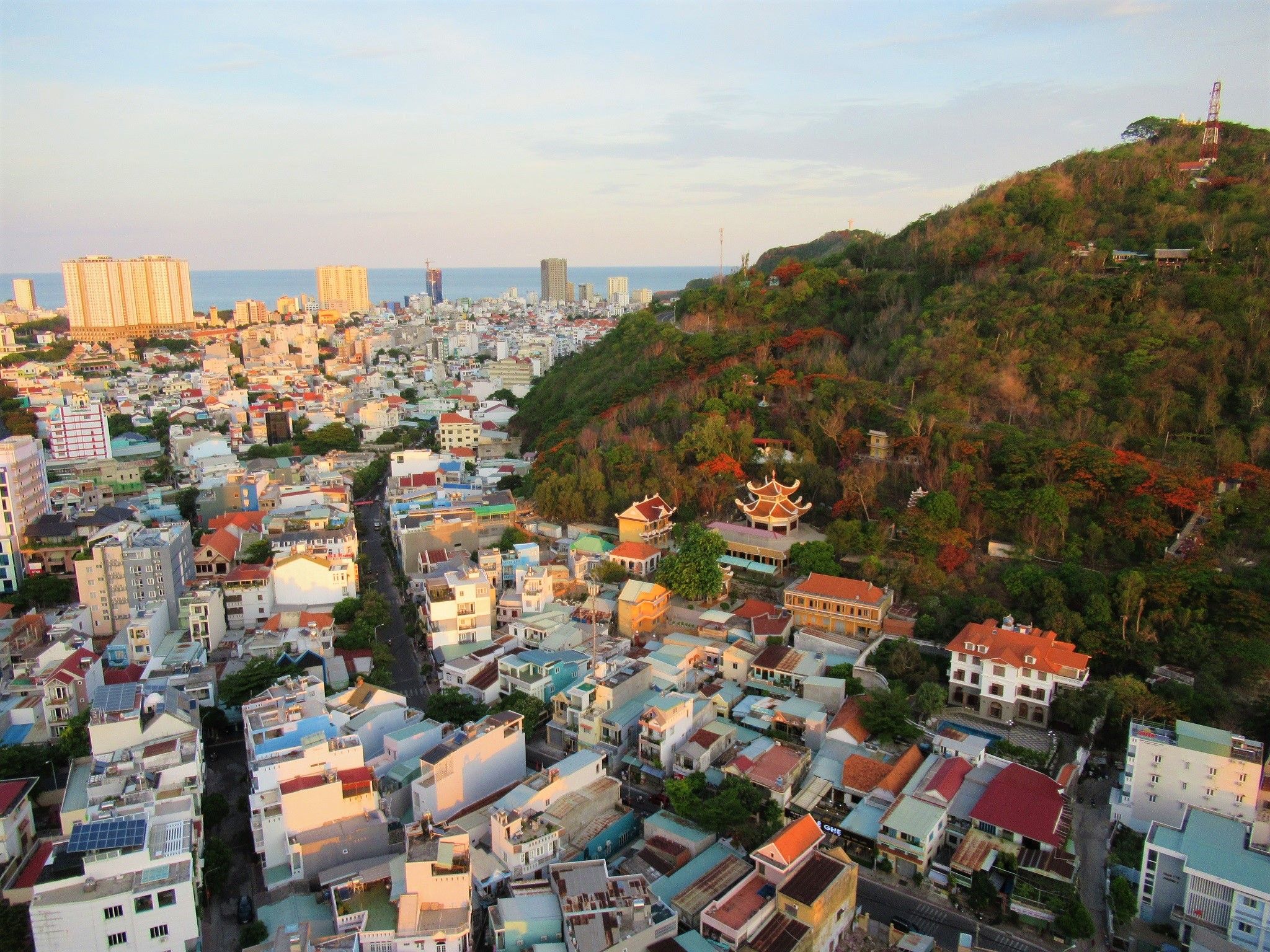 2048x1536 Vung Tau. City