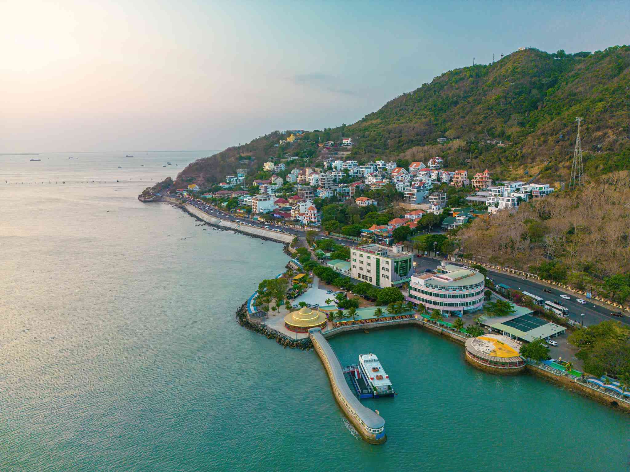 2048x1536 Vung Tau to Ho Chi Minh Private Transfer