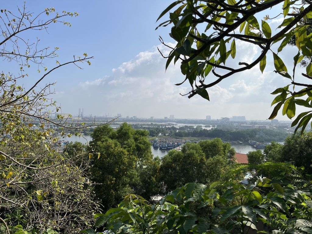 1024x768 A Local's Guide to Vung Tau: Beaches, Food & Where to Stay