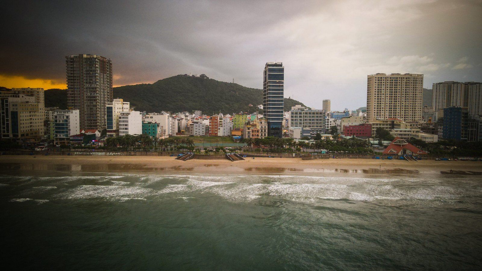 1600x900 Coastal Vietnam: Vung Tau and Ho Tram Your Footsteps