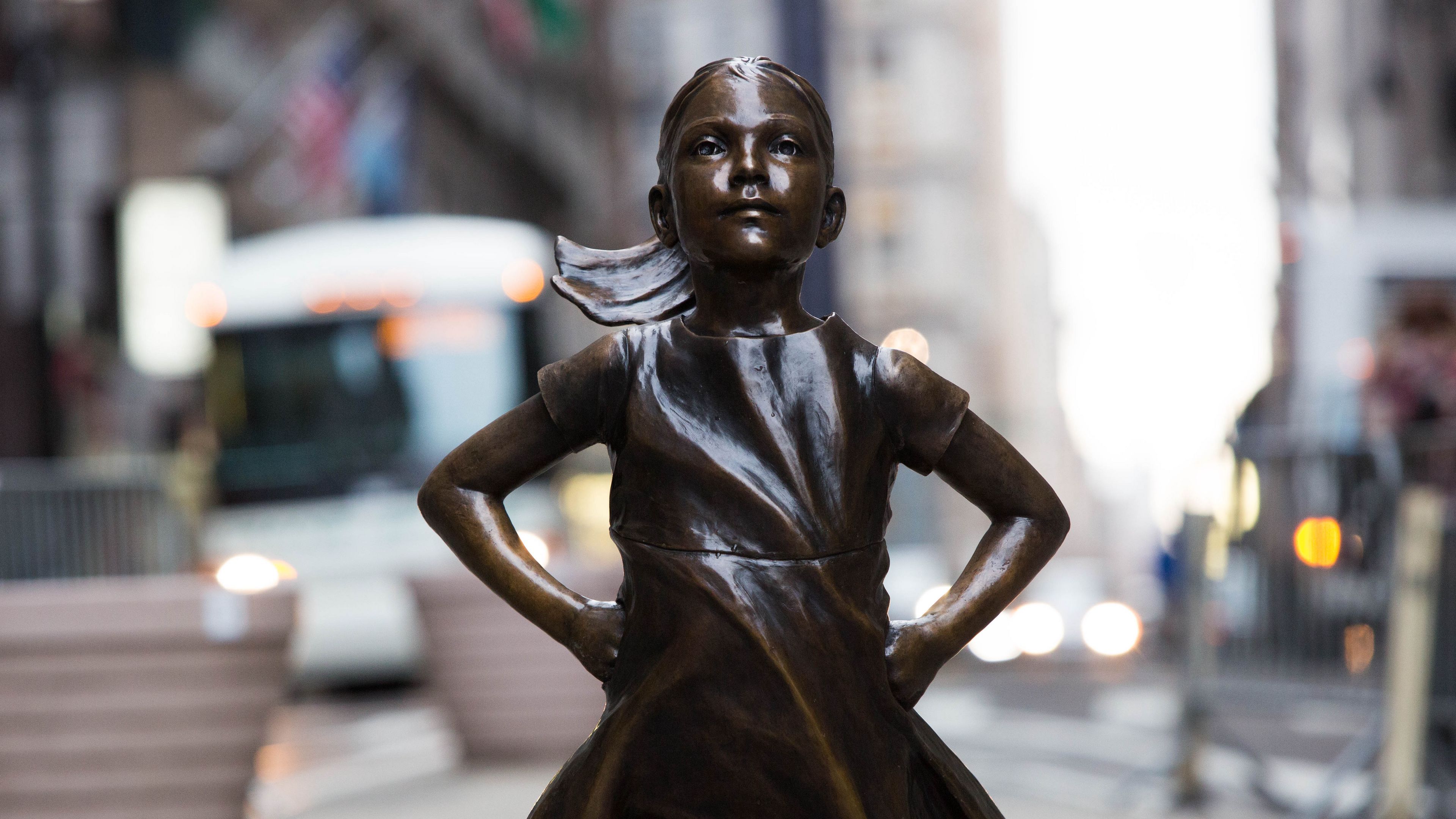 3840x2160 Download wallpaper 3840x2160 fearless girl, sculpture, bronze, new york 4k uhd 16:9 HD background