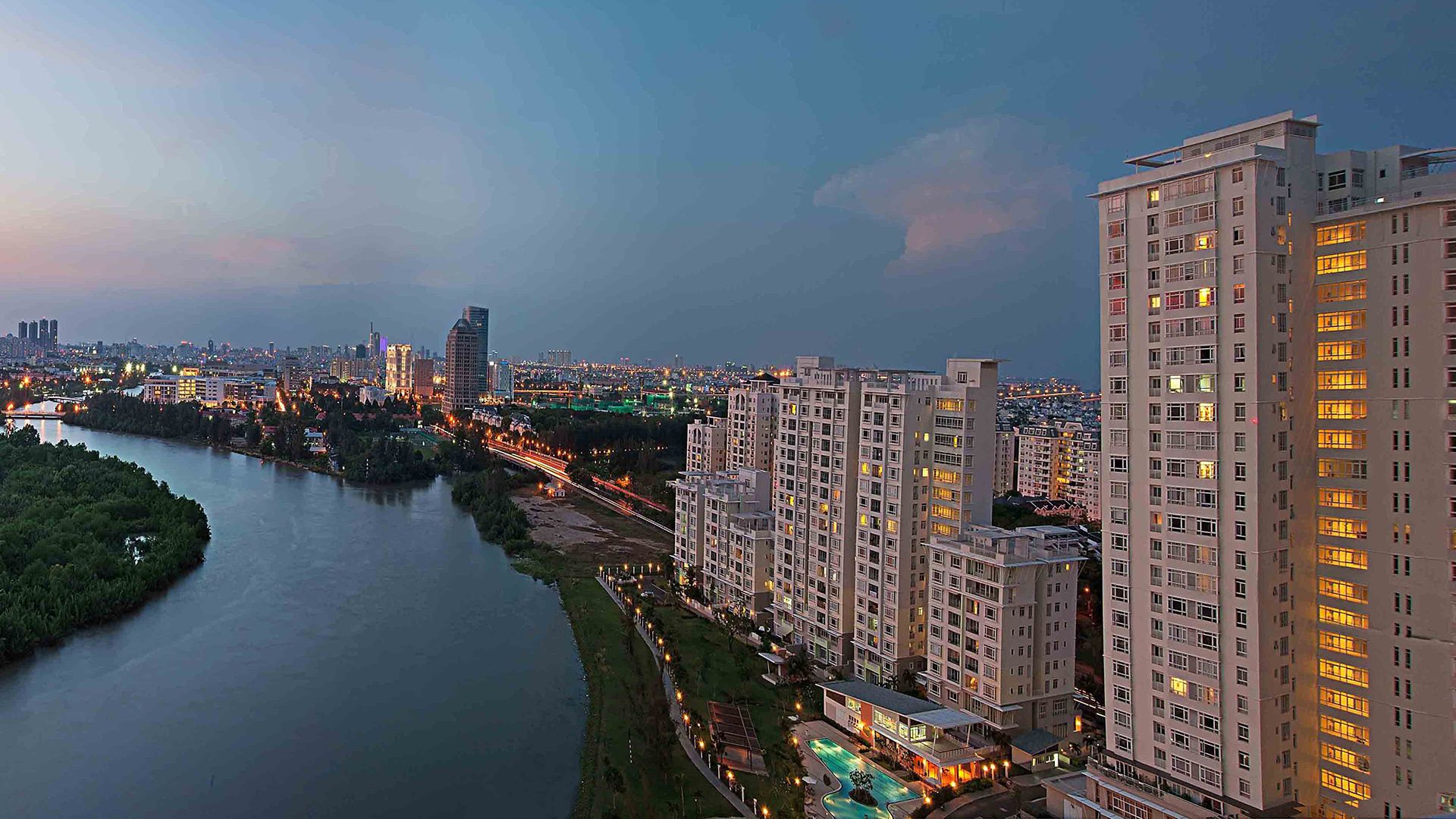 1920x1080 Phu My Hung. More and more foreigners moving to reside in HCM City's South Saigon area My Hung