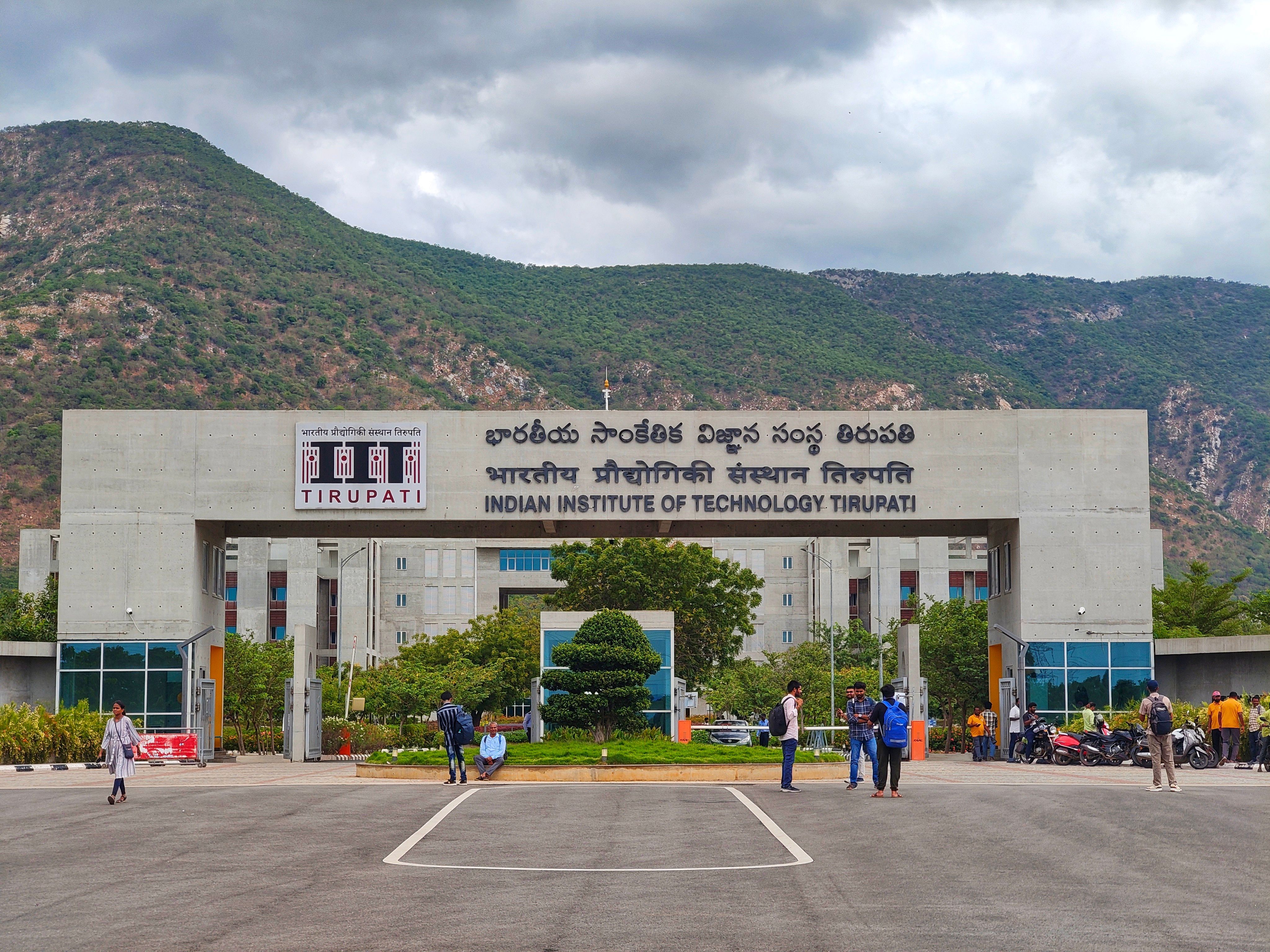 4096x3072 Iit Campus Photo, Download The BEST Free Iit Campus & HD Image