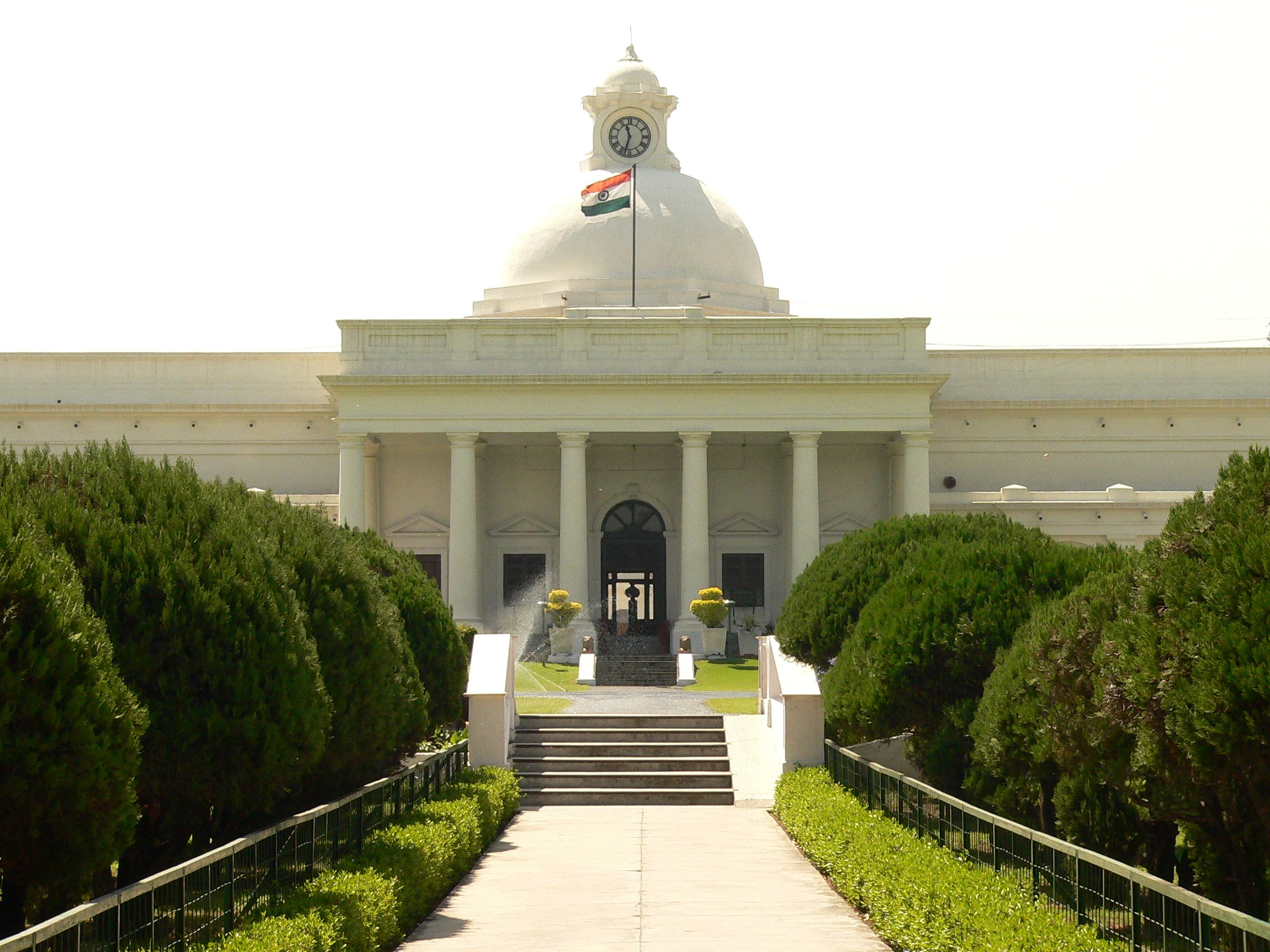 2560x1920 Main(Administrative)Building IIT