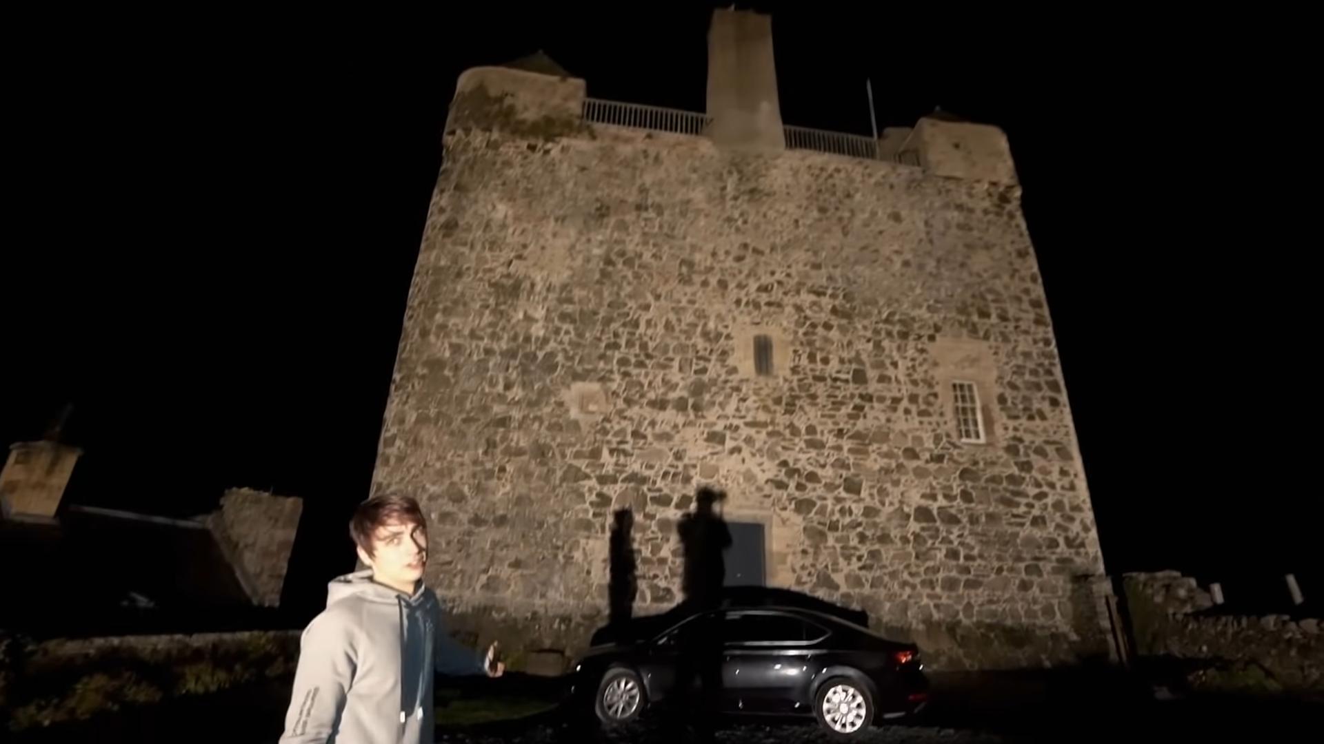 1920x1080 Overnight at Haunted Queen Mary Castle (2020)