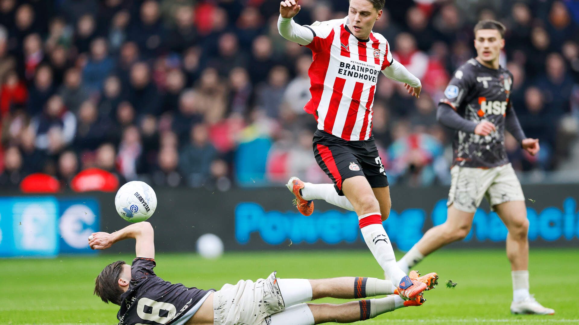 1920x1080 Met vroeg doelpunt zet Joey Veerman PSV al snel op het juiste spoor tegen FC Volendam