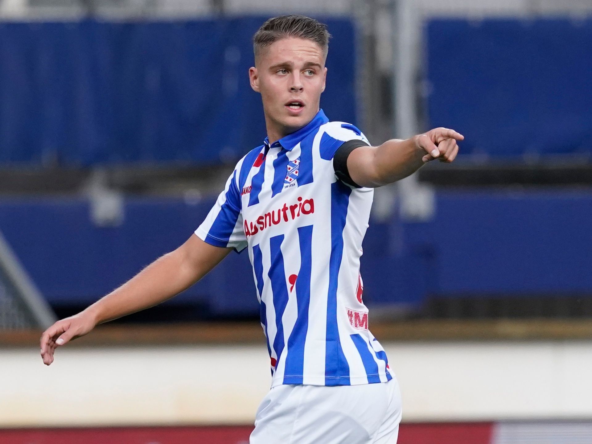 1920x1440 Mentor of Rangers transfer target Joey Veerman tells him to stay in Holland and wait for bigger club