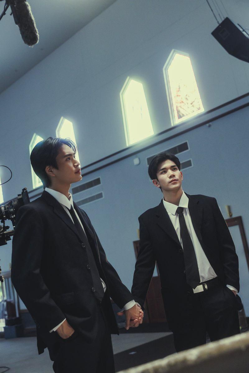 800x1200 New Ticket To Heaven pic released
