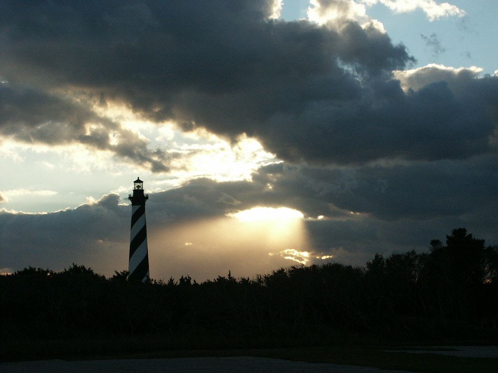 1024x768 Cape Hatteras Lighthouse, the day after tropi