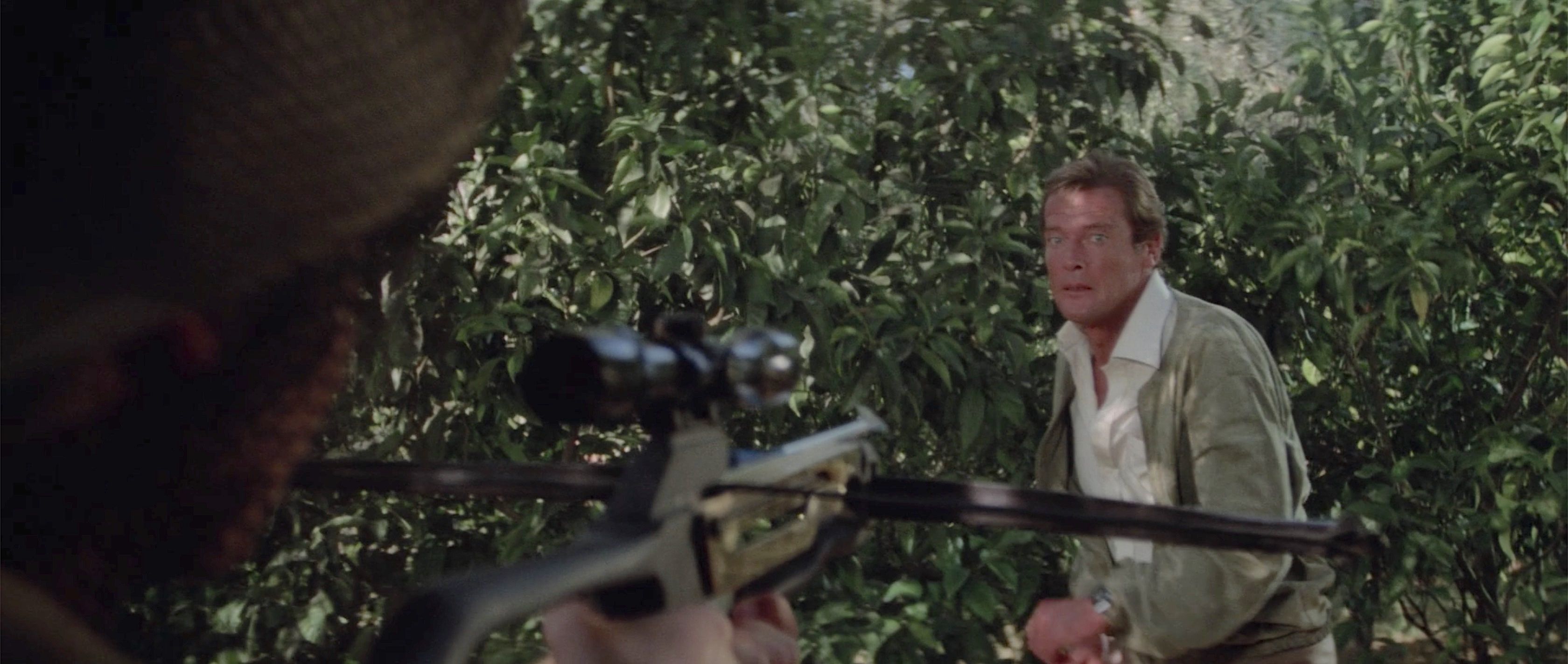 3360x1422 For Your Eyes Only: Bond's Green Jacket and Melina's Citroën BAMF Style
