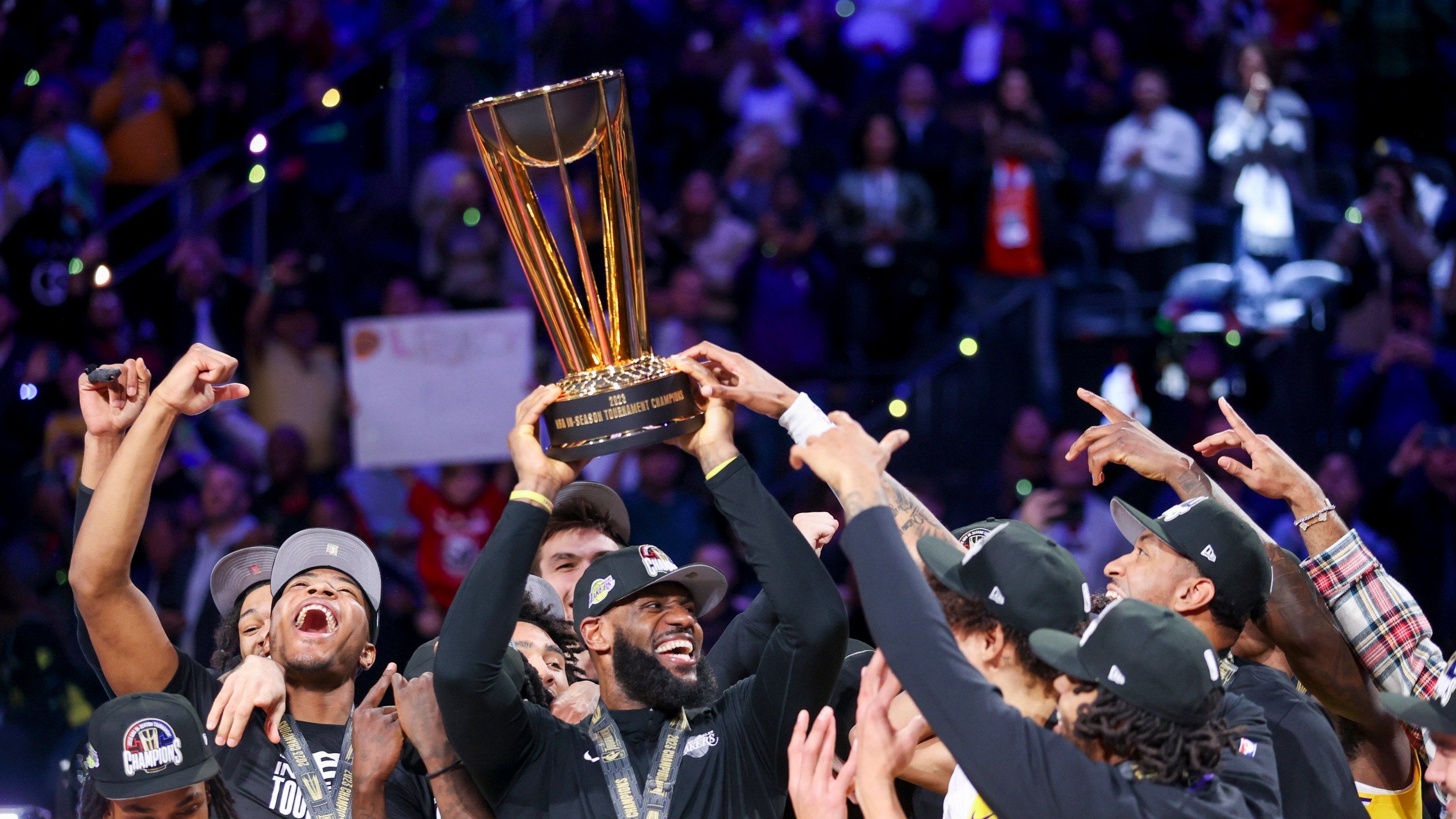 2560x1440 Anthony Davis Leads Lakers To NBA In Season Tournament Title, 123 109 Over Pacers
