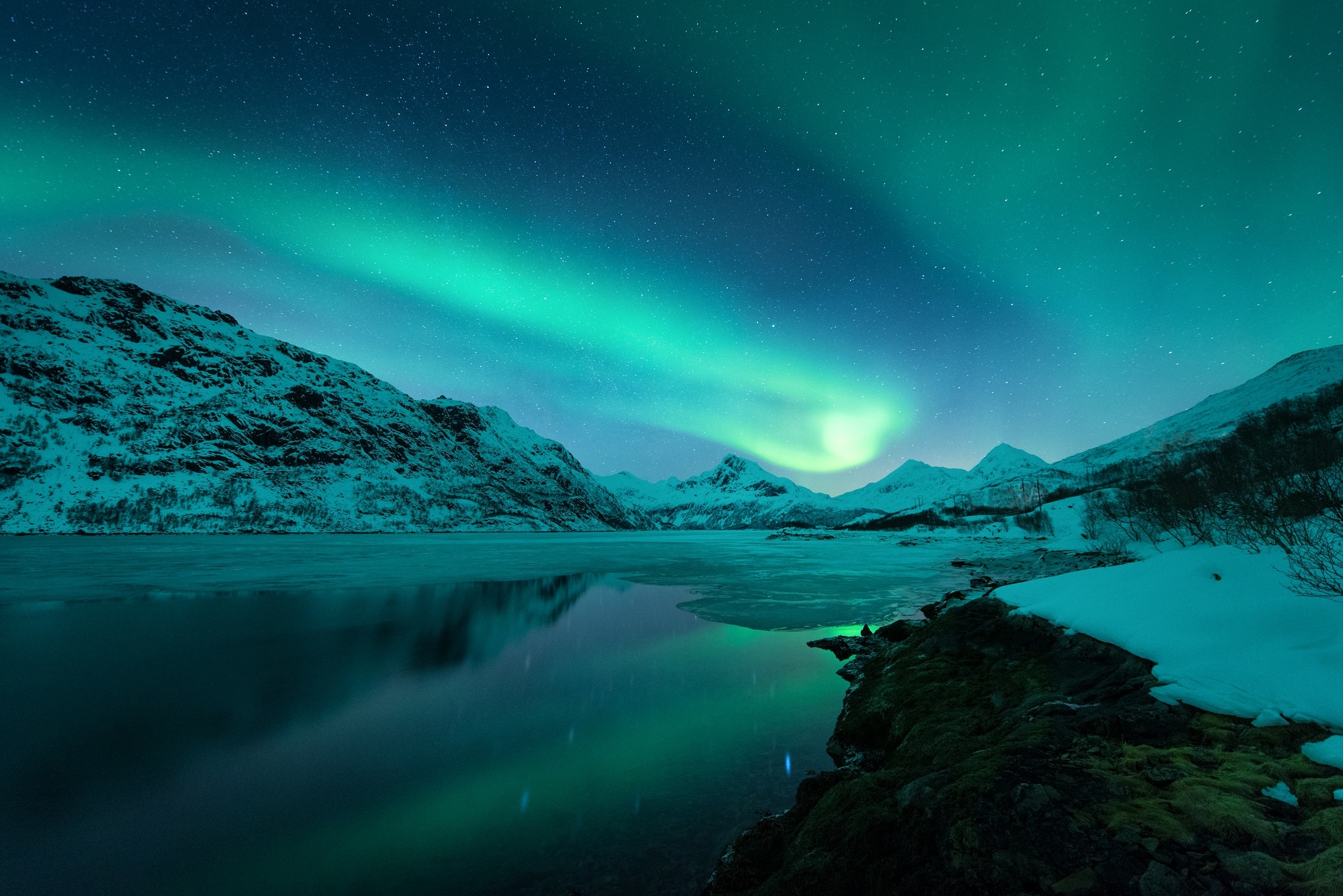 2048x1367 Lofoten Aurora Borealis HD Norway Wallpaper, HD Nature 4K Wallpaper, Image and Background