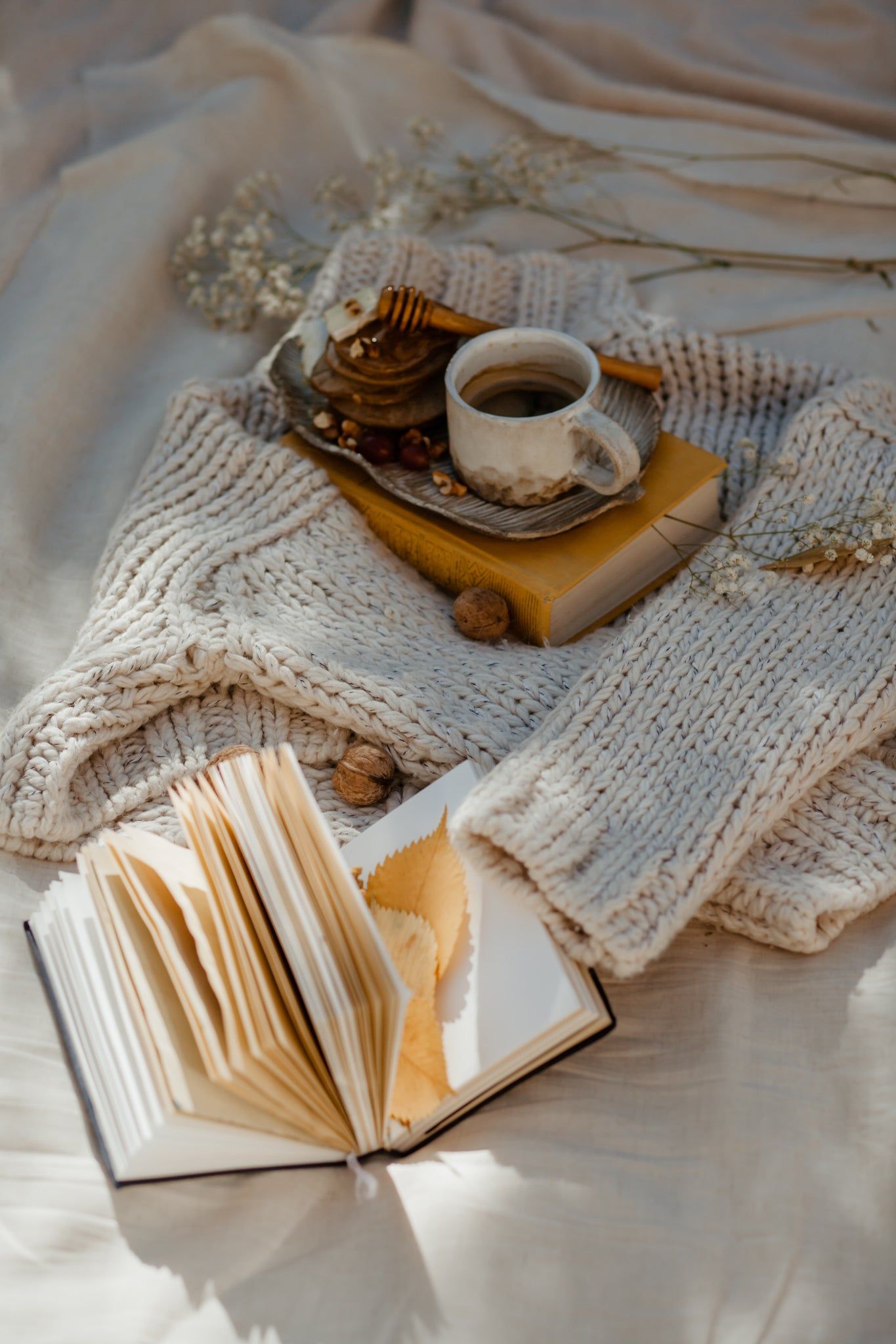 1365x2048 Cozy Aesthetic Autumn iPhone Wallpaper