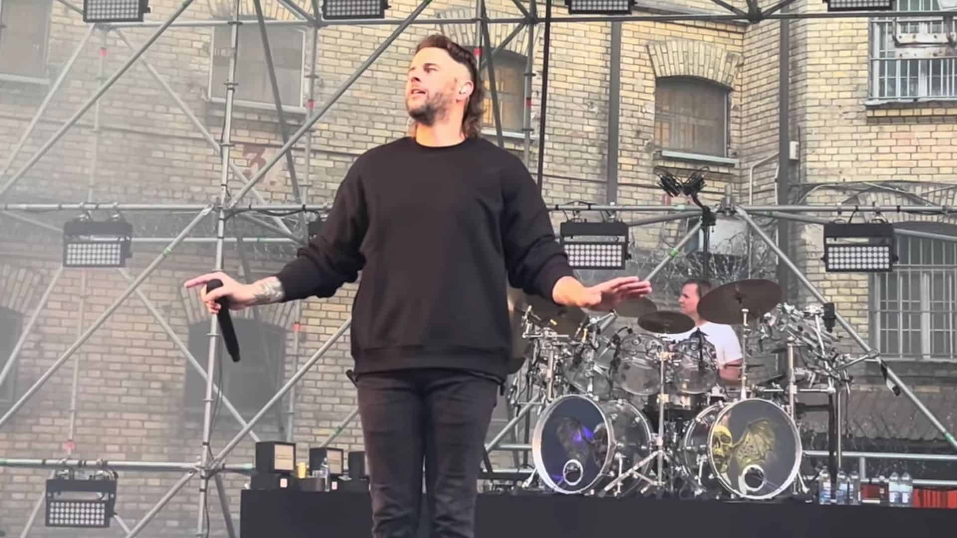 1920x1080 M. SHADOWS' Vocal Injury Forces AVENGED SEVENFOLD To Postpone Tour Until 2026