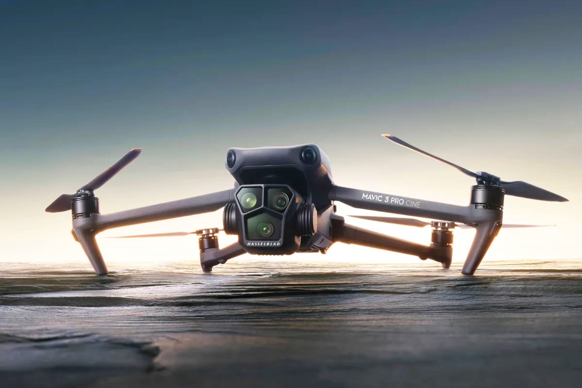2000x1333 DJI Mavic 3 Pro: New Premium Drone Launches With Apple ProRes Support And Hasselblad Triple Camera Set Up