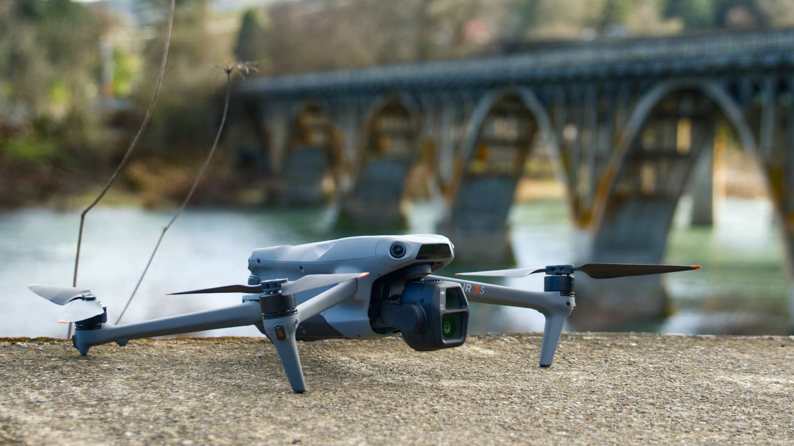1600x900 drone