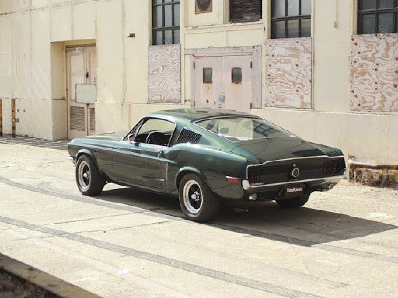 1600x1200 Ford Mustang