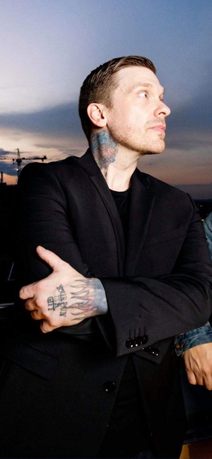 736x1593 Shinedown wallpaper. Shinedown crows, Shinedown art, Brent smith shinedown