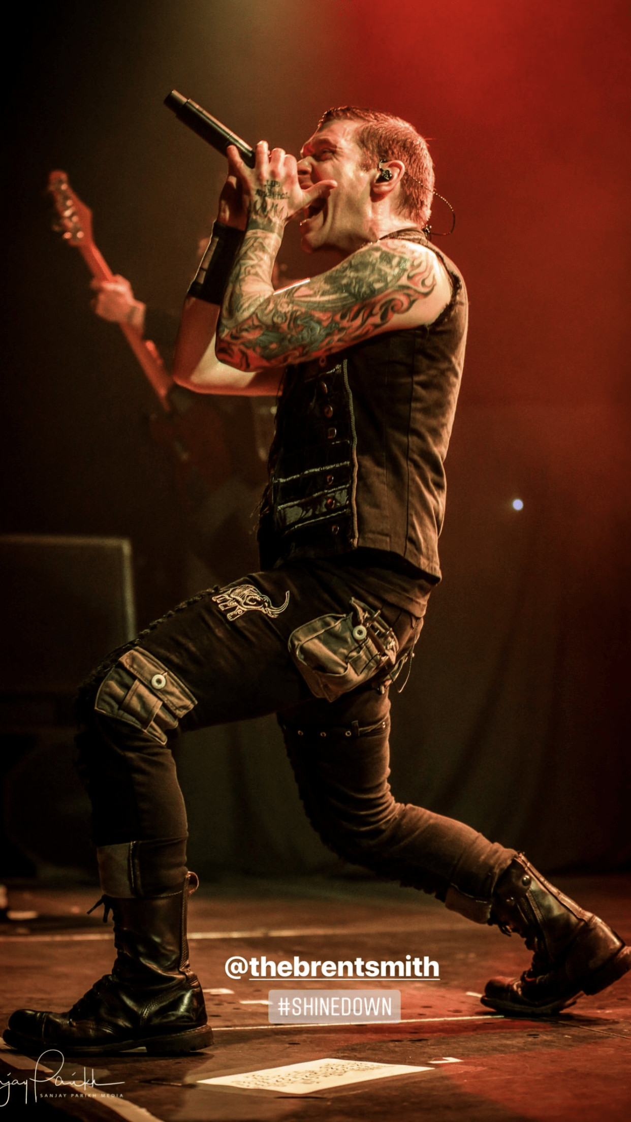 1242x2208 Brent Smith Wallpaper