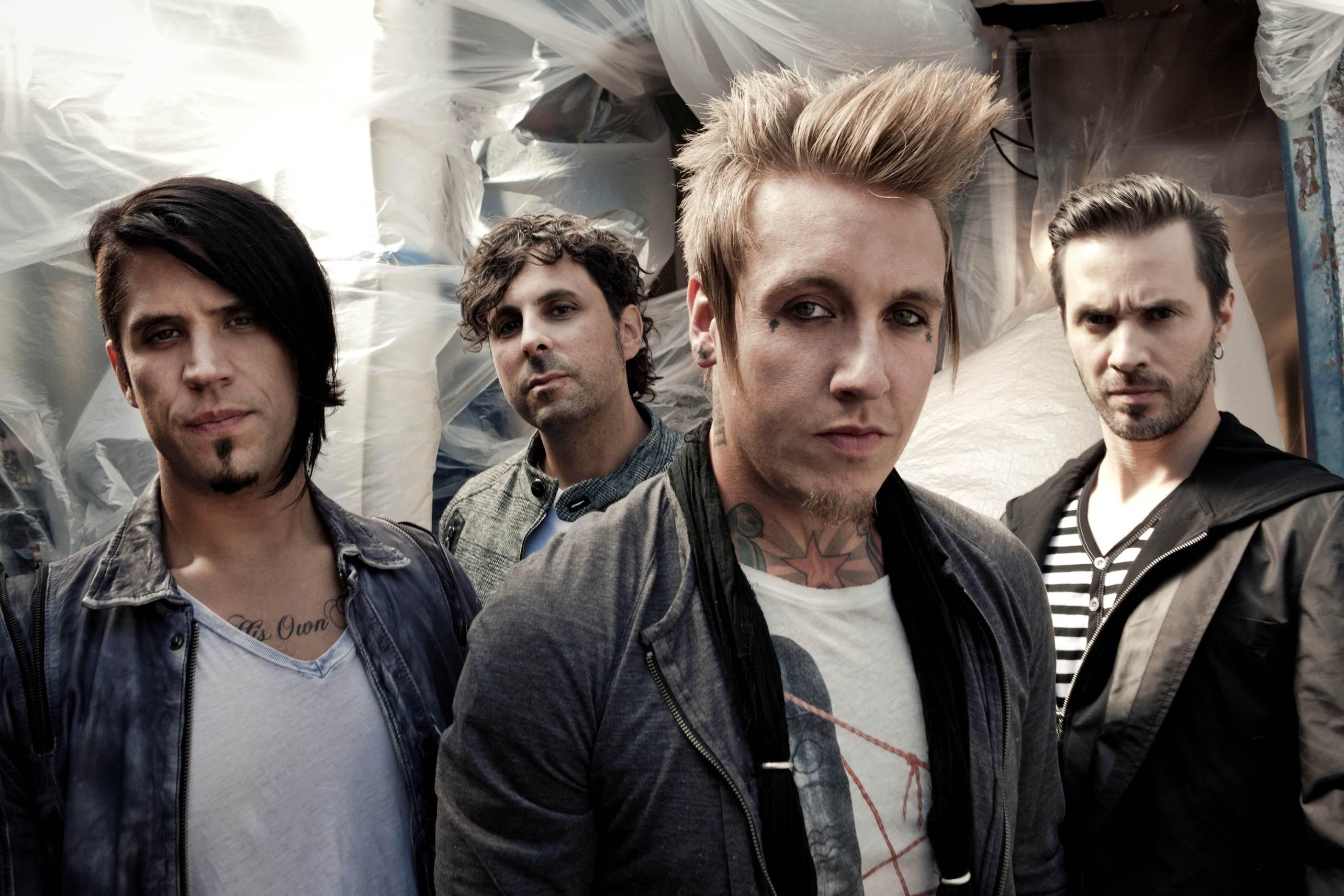 2808x1872 Papa Roach Wallpaper
