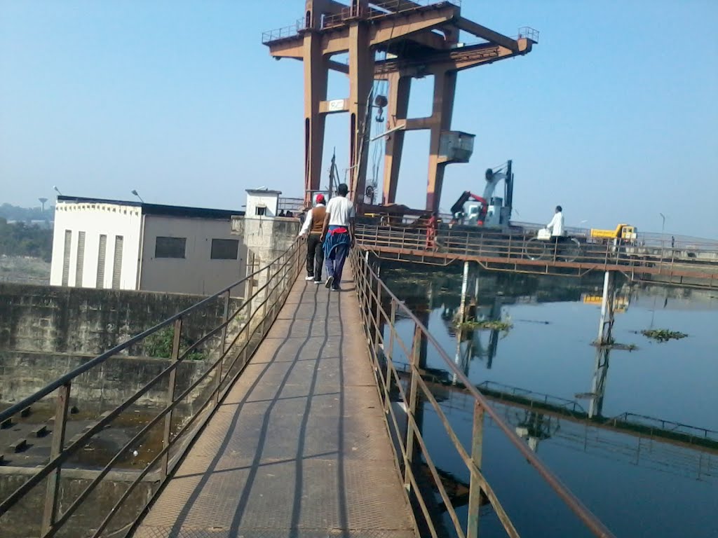1024x768 Hirakud Dam : Creator of the Largest Artificial Lake of Asia