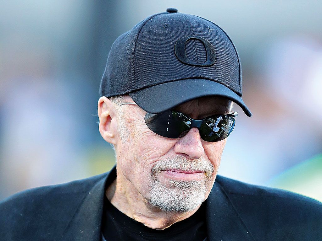 1024x768 Nike's Knight: the man who, when it comes to business, can 'just do it'