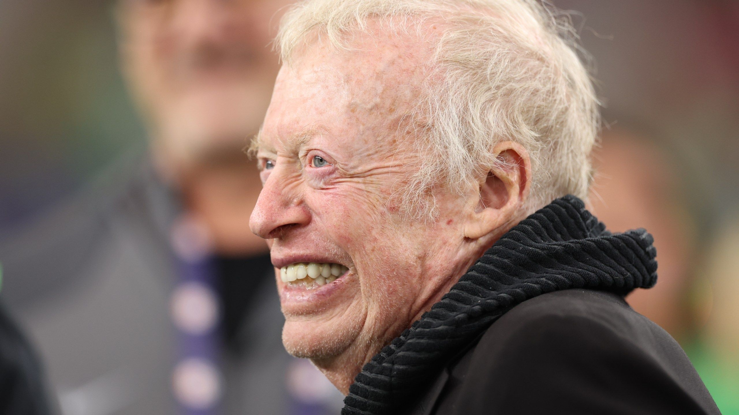 2560x1440 Nike's Phil Knight donates $2M to Oregon Republican PAC