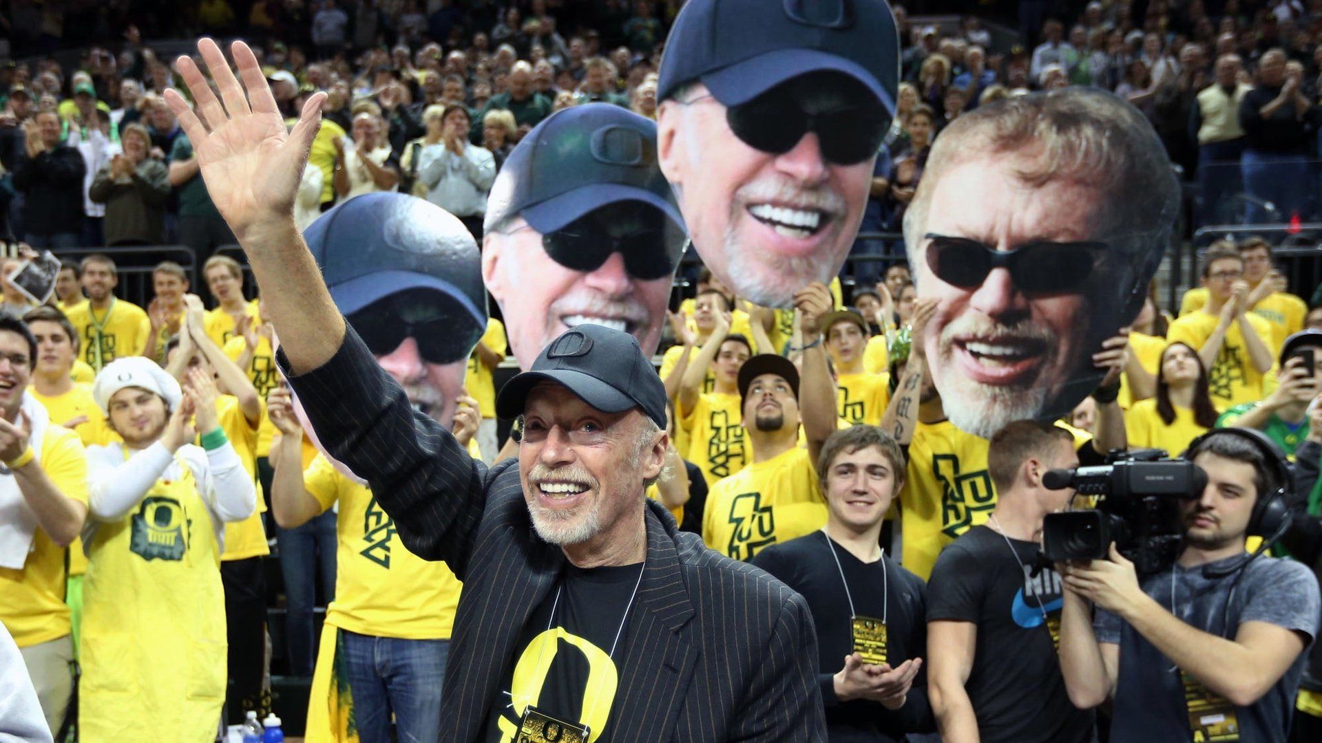 1920x1080 Nike founder Phil Knight is stepping down as chairman