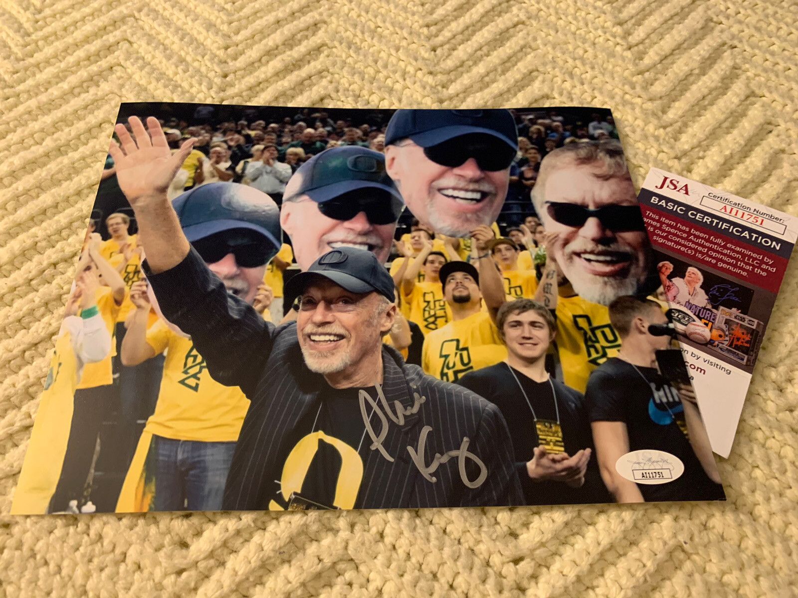 1600x1200 Phil Knight Autographed Signed 8x10 Photo JSA Authentication COA Nike Oregon Basketball HOF