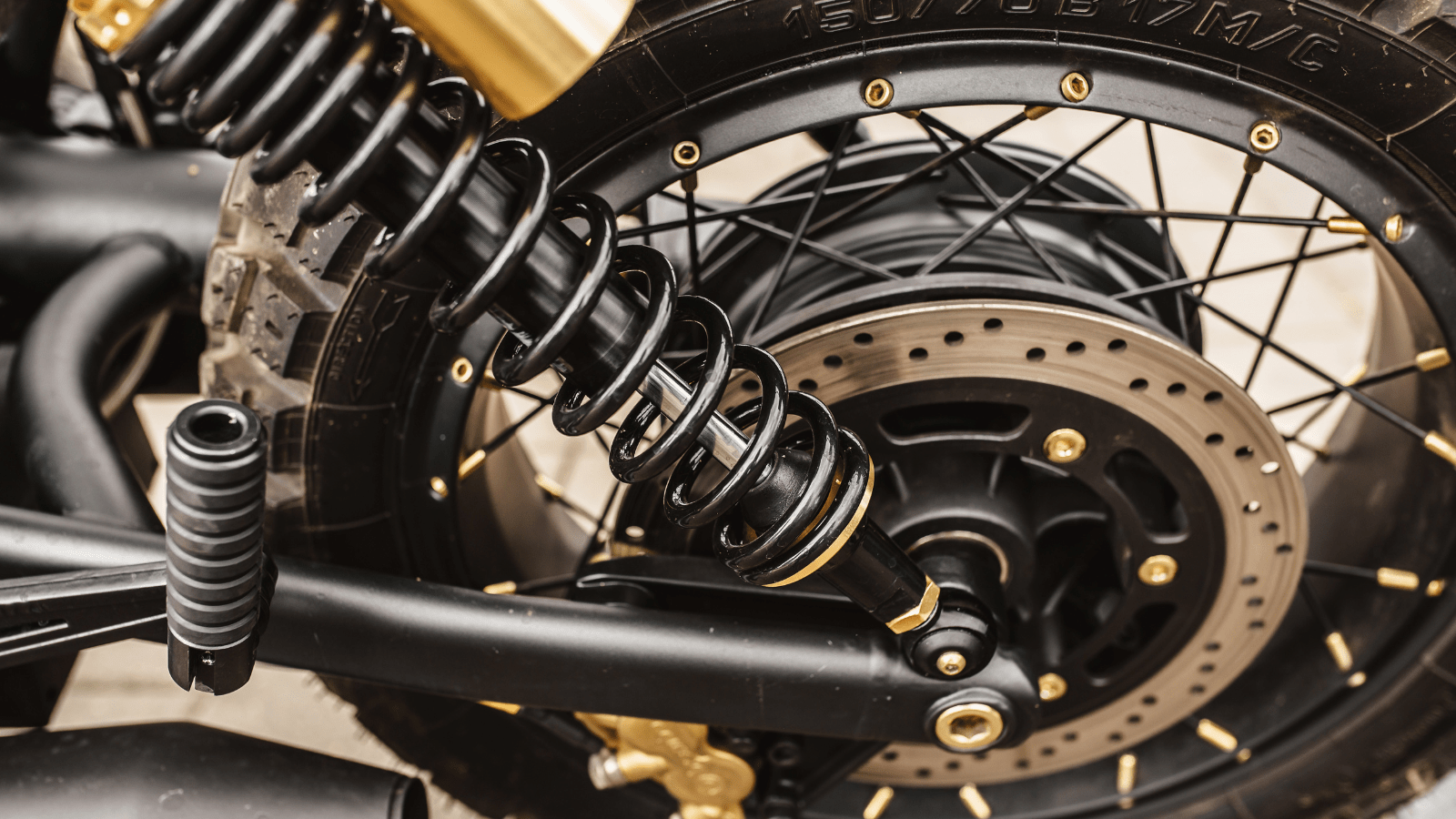 1600x900 WP Suspension UK vs Öhlins: Which Is Right for Your Ride?