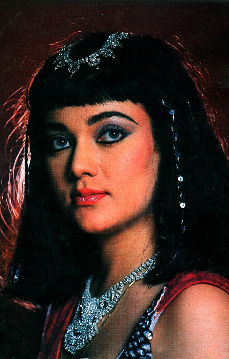 800x1251 Mandakini