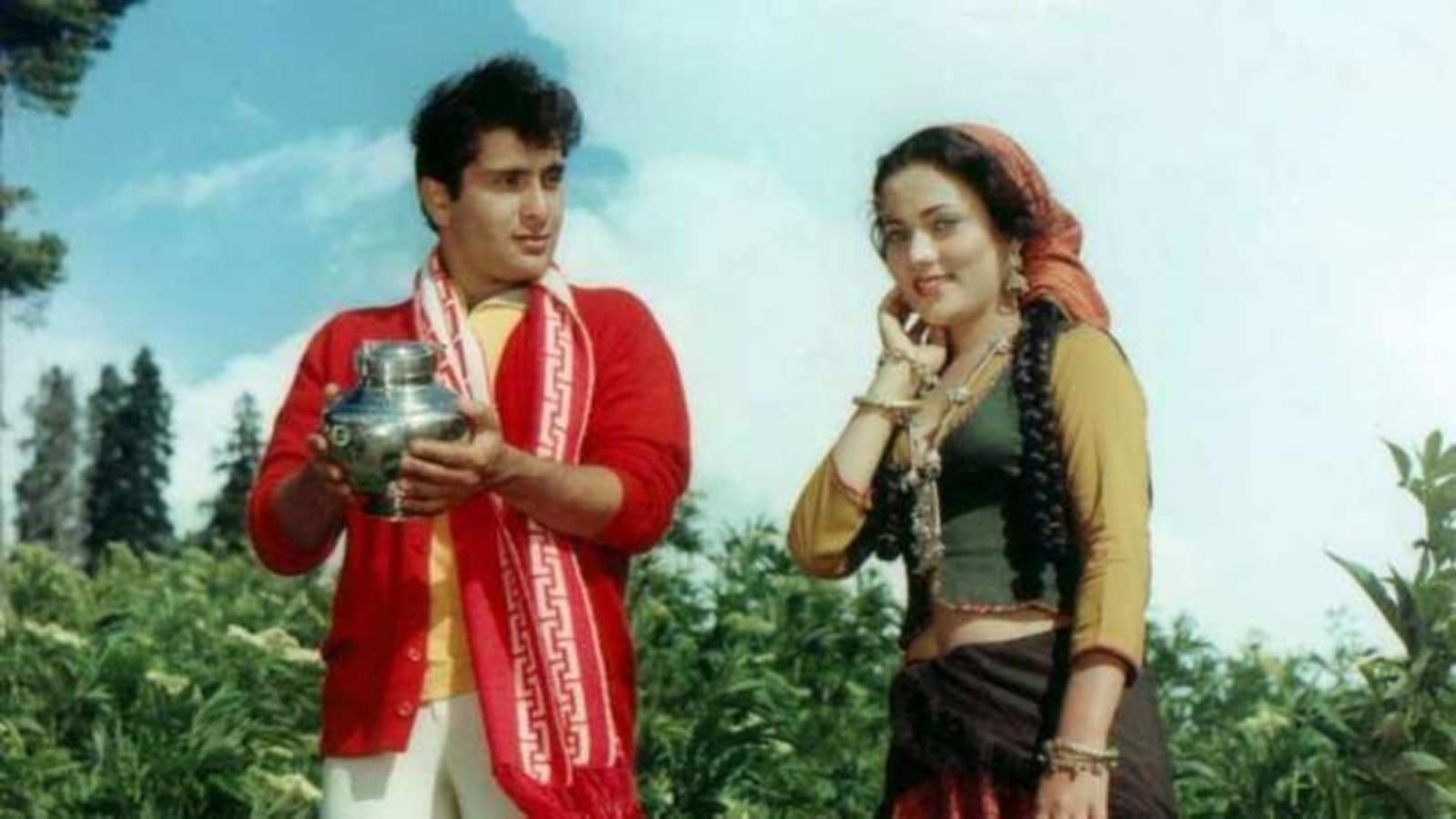 1600x900 Mandakini calls nepotism in Bollywood 'natural phenomenon': There is nothing wrong in following your parents' footsteps
