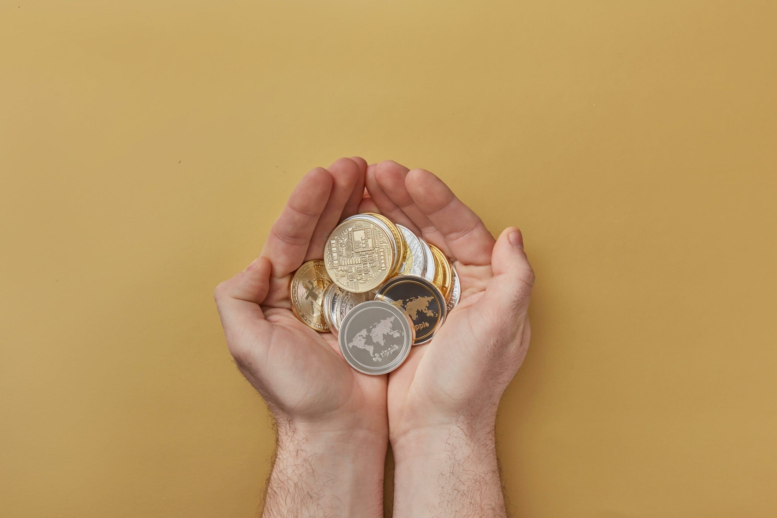 2560x1707 The Role of Technology in Personal Finance: Money Management