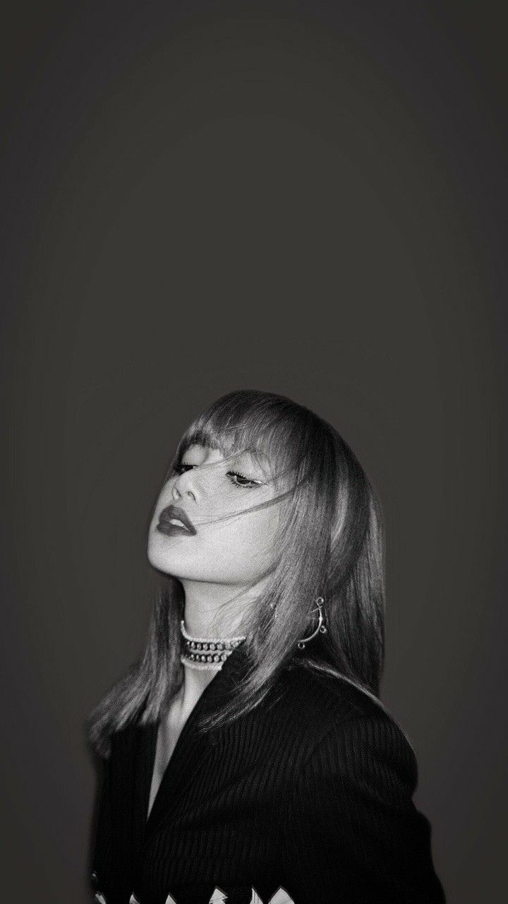 720x1280 Lisa Dark Wallpaper